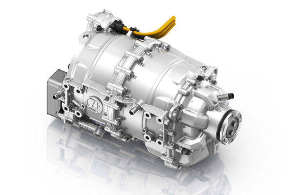 ZF　商用車・バスをシンプルにゼロエミッション化する技術ソリューションを発表 CeTrax　プラグ&ドライブ