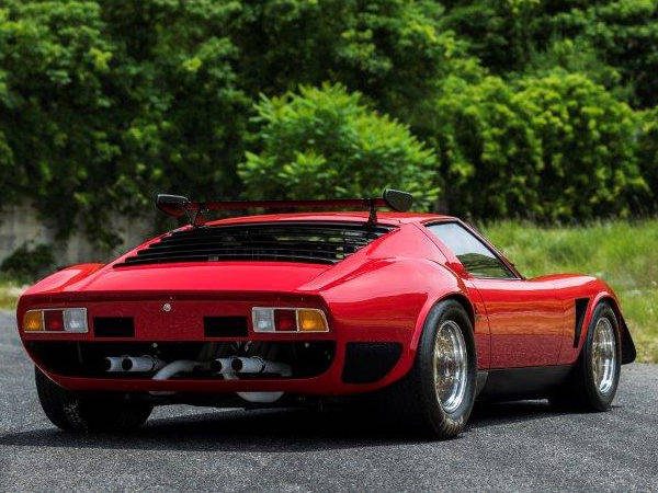 ランボルギーニ・ポロストリコ　ミウラSVR　リヤスタイル