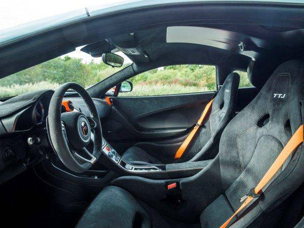 マクラーレン　F1GTRペイント　675LT　インテリア