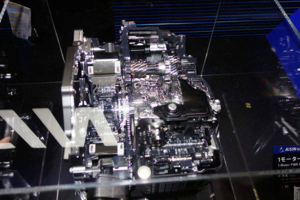 人とくるまのテクノロジー展2018横浜 アイシン FF用1モーターハイブリッドトランスミッション