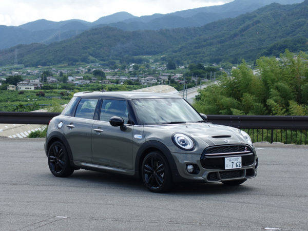 繁浩太郎の言いたい放題　MINI　試乗　MINI5ドア　フロントスタイル