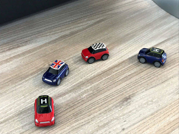 VOL.110 吉田由美のピンポイント＆チャームポイント　MINI　マイナーチェンジ　後期型　ミニカー