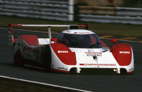 トレッサ横浜　ル・マン24時間レース　パブリックビューイングを開催　TS010