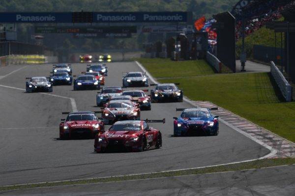 2018AUTOBACS SUPER GT ROUND5 FUJI GT500mileRACE　観戦券発売　GT500クラススタート風景