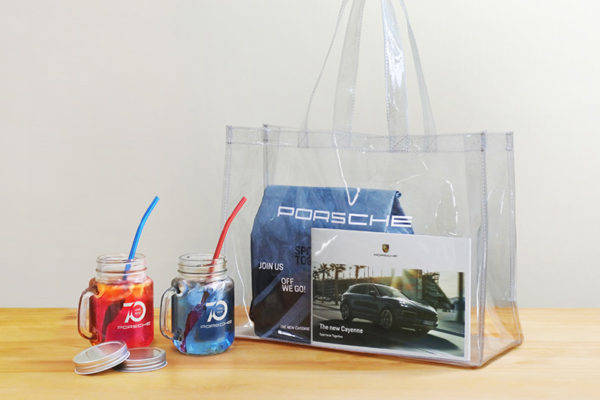 ポルシェ　Porsche Glamorous Camp（ポルシェ・グラマラス・キャンプ）　参加記念品