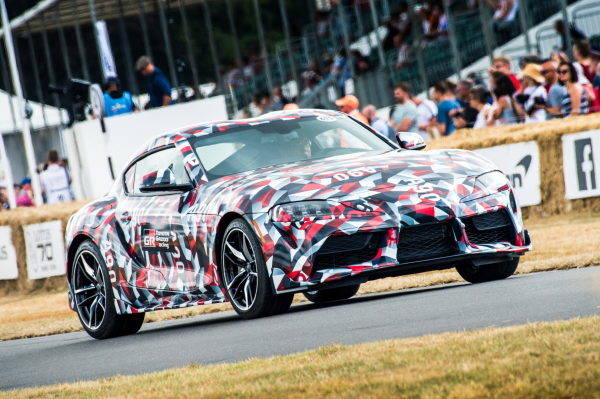 トヨタ スープラ 試作車　走行 グッドウッド・フェスティバル・オブ・スピード2018