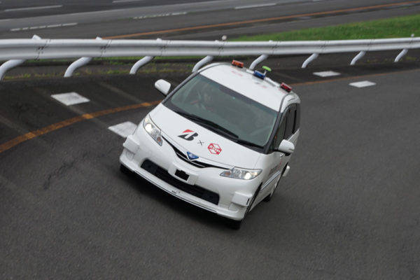 ブリヂストン タイヤ開発テスト 無人自動運転化