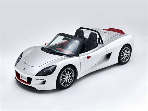 GLM 京セラ スポーツEVコンセプトカー トミーカイラZZ