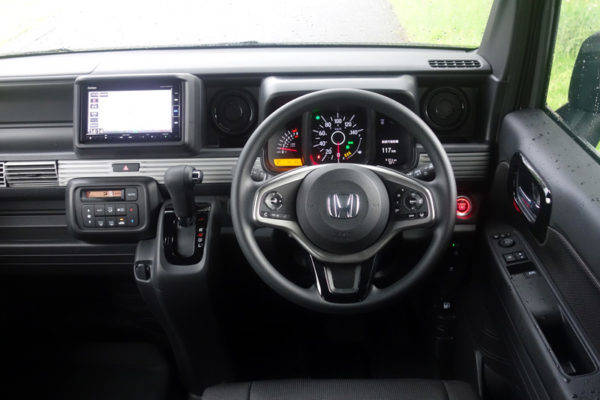 ホンダ N-VAN COOL インテリア　CVT+ターボ