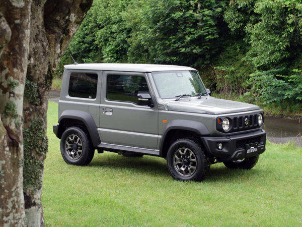 スズキ　新型ジムニーシエラ　フロントスタイル