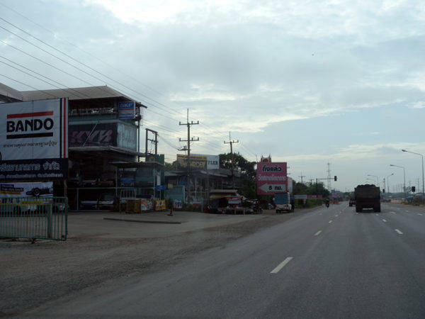 タイ旅 編集長・高橋明 クルマと過ごす日々