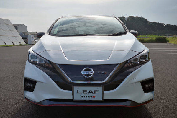 日産　リーフNISMO　試乗　フロントフェイス
