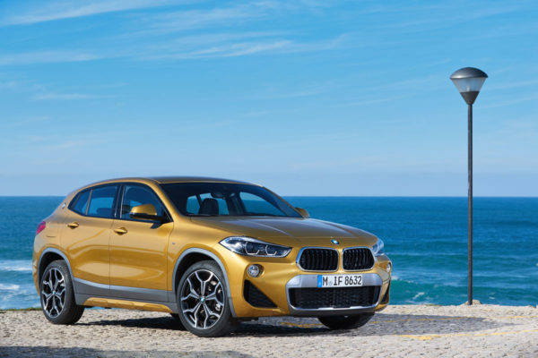 BMW 新型X2 アマゾン オンライン決済