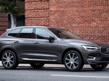 ボルボXC60の一部仕様および一部価格を変更