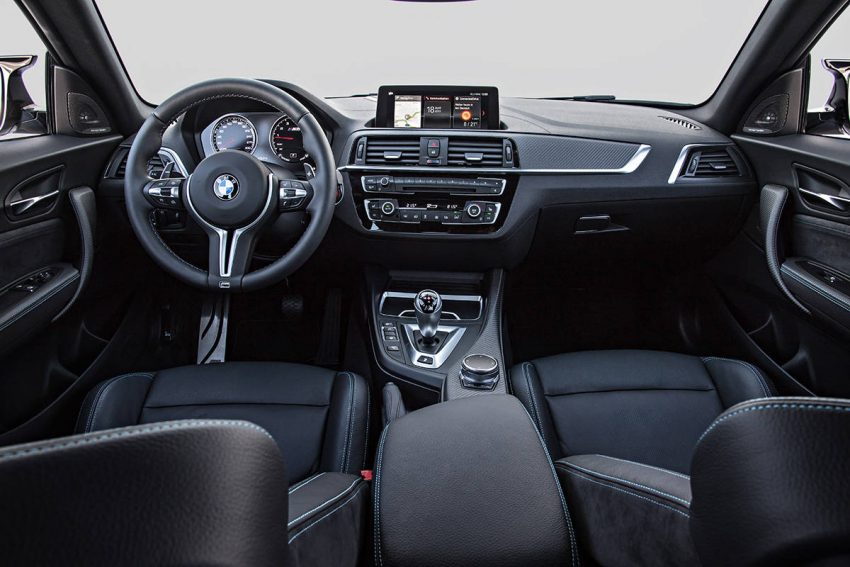 BMW M2 Competition インテリア