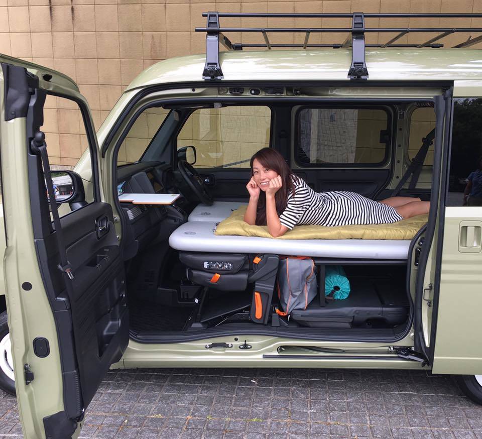 DJ藤本えみりの有頂天レポート☆ワクワクさせて？ vol.46　ホンダ　N-VAN　車中泊イメージ