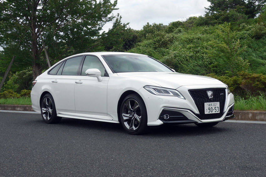 トヨタ　クラウン　公道試乗　RSアドバンス　フロントスタイル