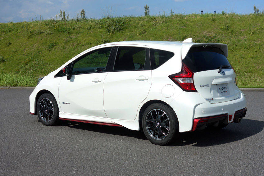 日産 ノート e-POWER NISMO S