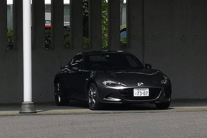 マイナーチェンジされたロードスターRF