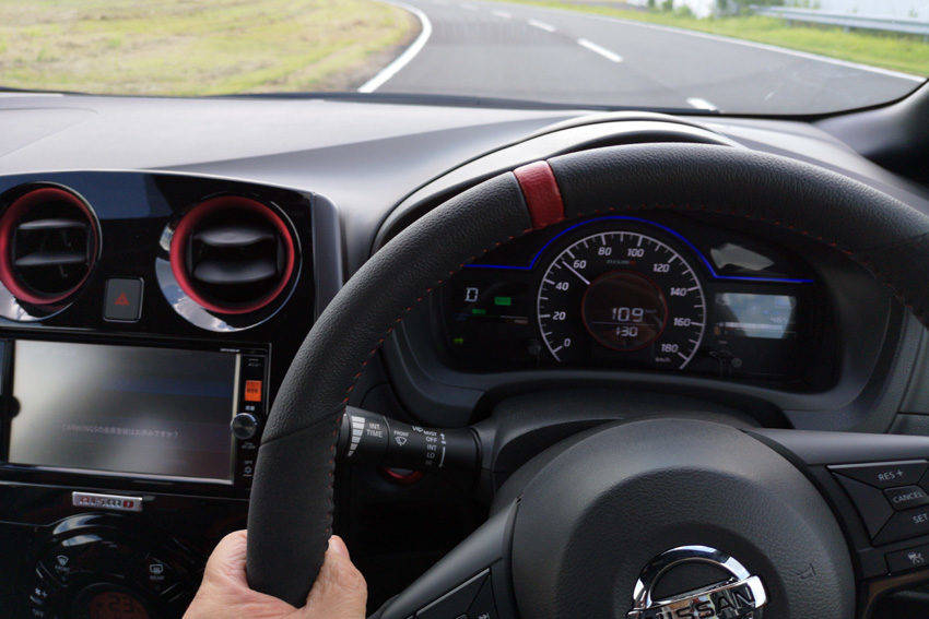 日産 ノート e-POWER NISMO S 試乗 運転中