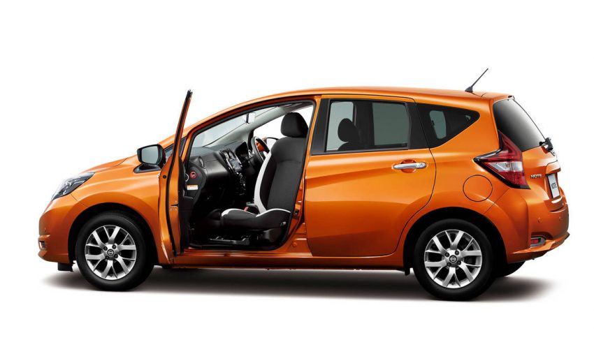 日産 ノート e-POWER 助手席回転シート