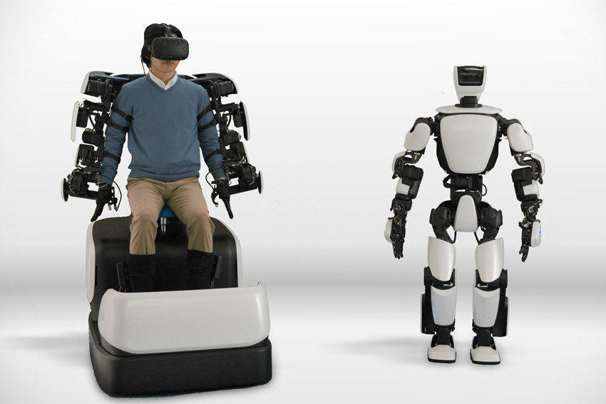 トヨタ NTTドコモ ヒューマノイドロボット T-HR3 遠隔操作 実験概要