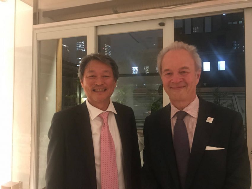 スウェーデン大使と編集長高橋