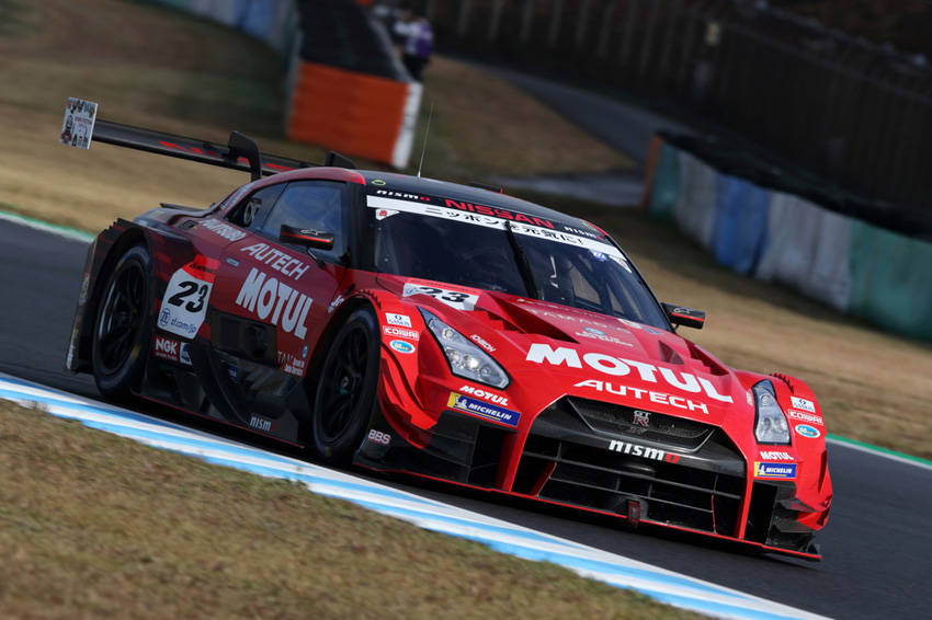 MOTUL AUTECH GT-R
