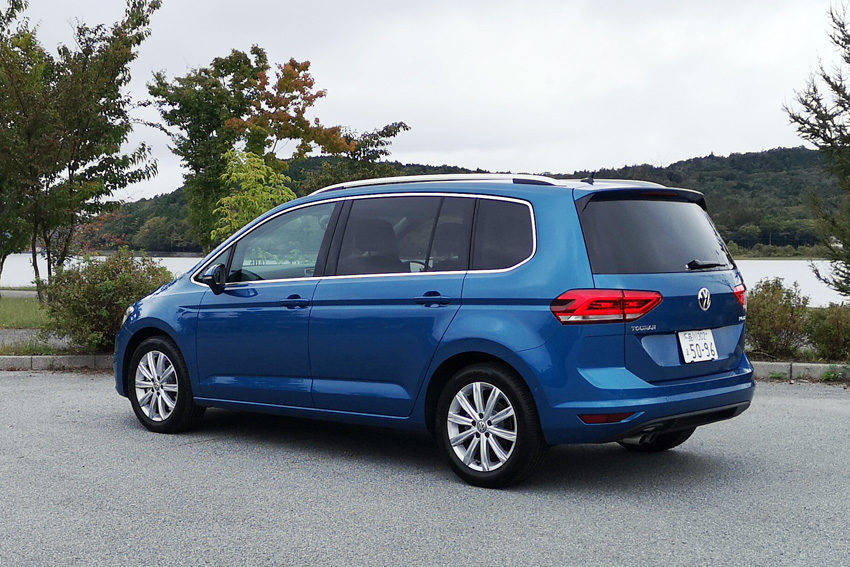 ゴルフ トゥーラン TDI ハイライン 試乗