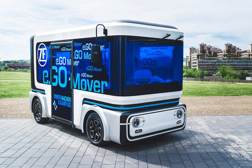 コネクテッド電動小型シャトルバスの「e.GO People Mover」