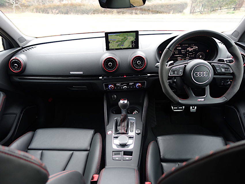 アウディ RS3セダン 試乗記