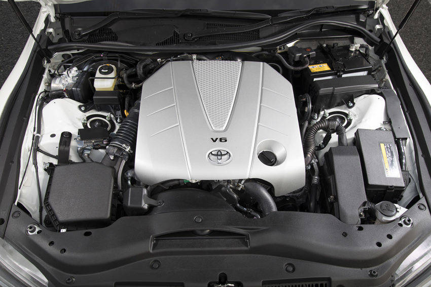3.5L・V6のNAエンジンに6MTを搭載