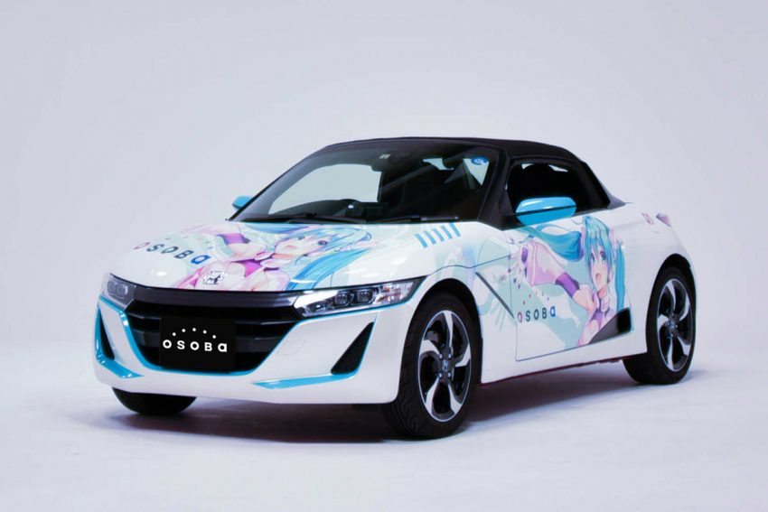 初音ミクとのドライブがついに実現！ ホンダ×ドワンゴによるナビアプリ初披露＆初音ミクが描かれたコラボカーも完成