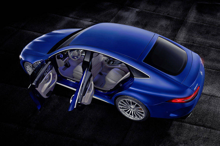 メルセデス AMG GT 4ドアクーペ