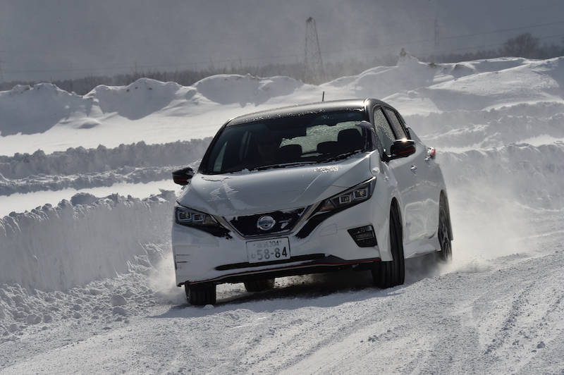 【日産雪上試乗会】EV車は雪道ドライブが楽チン