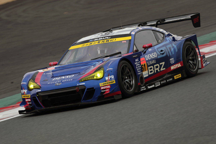 GT300クラスのスバル BRZ GT300