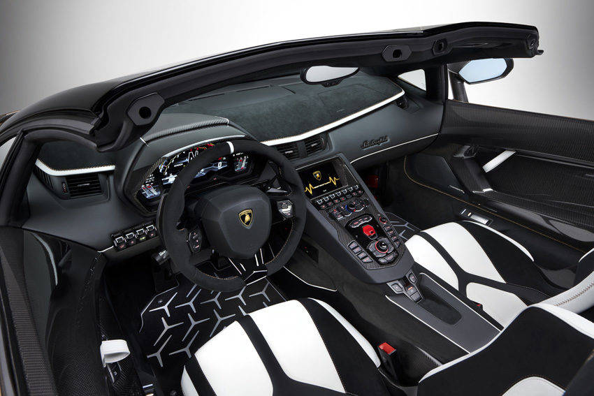 ジュネーブモーターショー2019 ランボルギーニ アヴェンタドールSVJロードスター