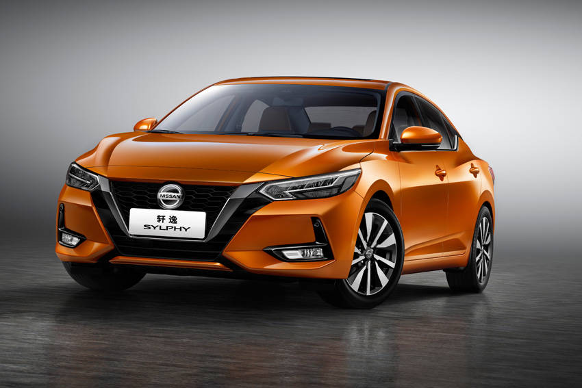 上海モーターショー2019 日産 新型シルフィ