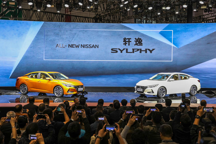 上海モーターショー2019 日産 新型シルフィ