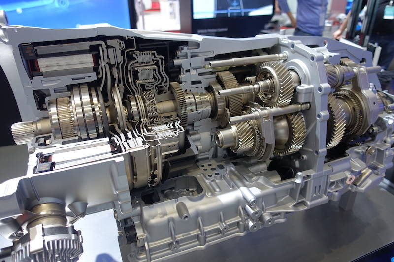 8速ATにモーターを組み込んだ「8HP」