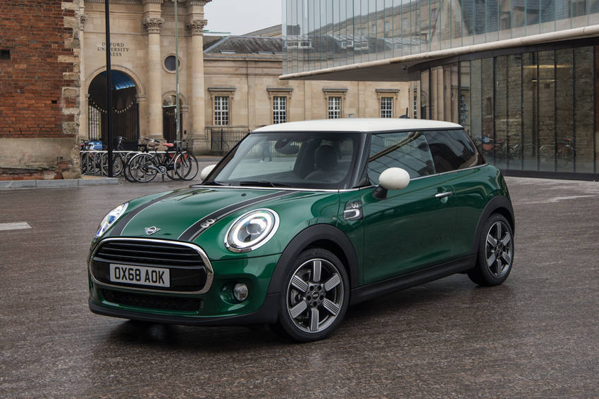 MINI 生誕60周年 特別仕様車 「MINI 60 YEARS EDITION」