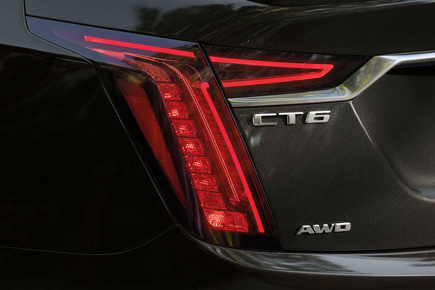 GM 新型キャデラックCT6 発売