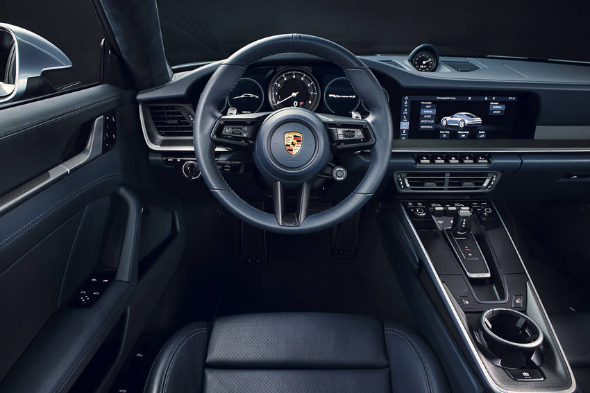 新型8代目ポルシェ 911日本デビュー