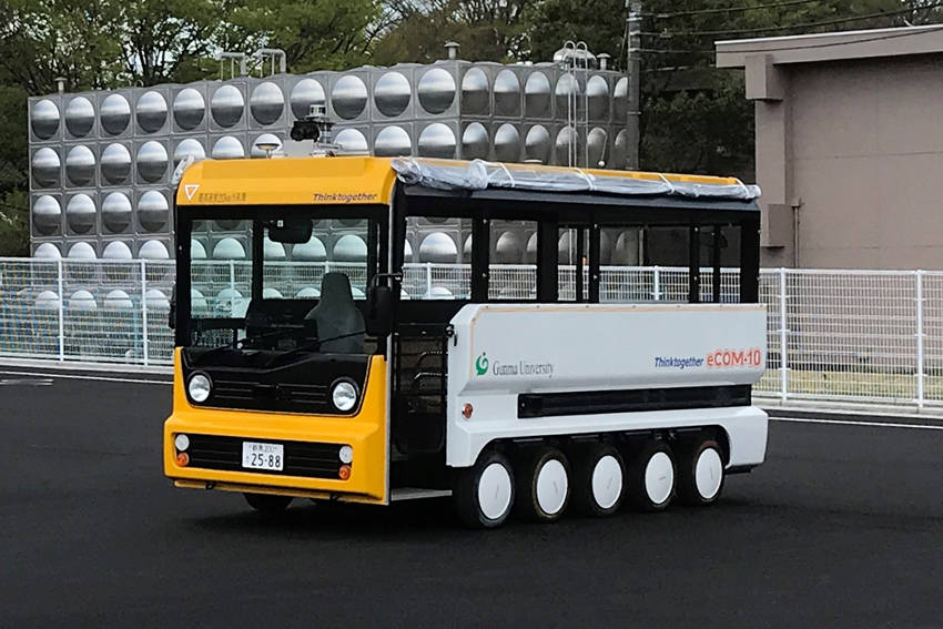 群馬大学・次世代モビリティ社会実装研究センターの自動運転車