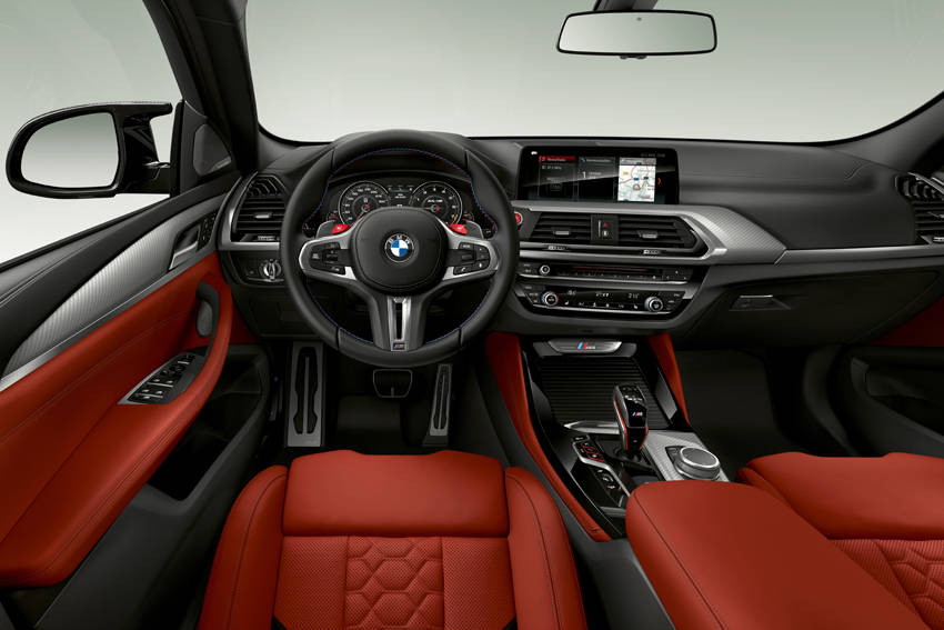 X4 Mのインテリア