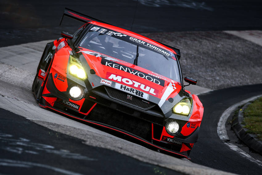 横浜ゴム ニュルブルクリンク24時間耐久レース参戦の4台をサポート