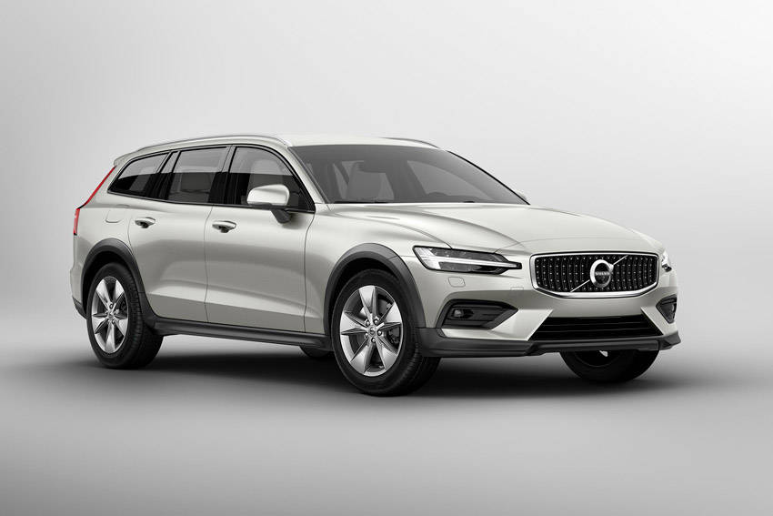 ボルボ V60 クロスカントリーの一部仕様を変更