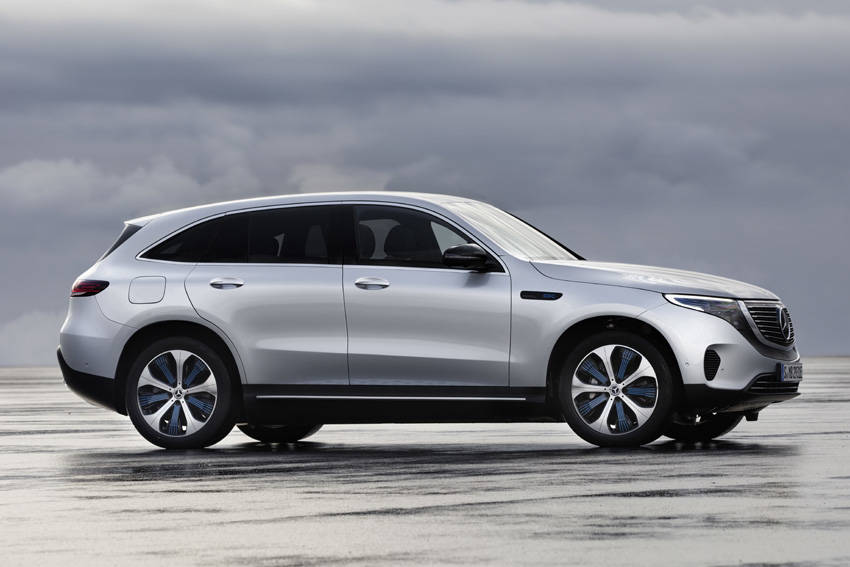 メルセデス・ベンツ 電気自動車 EQC 400 4MATIC