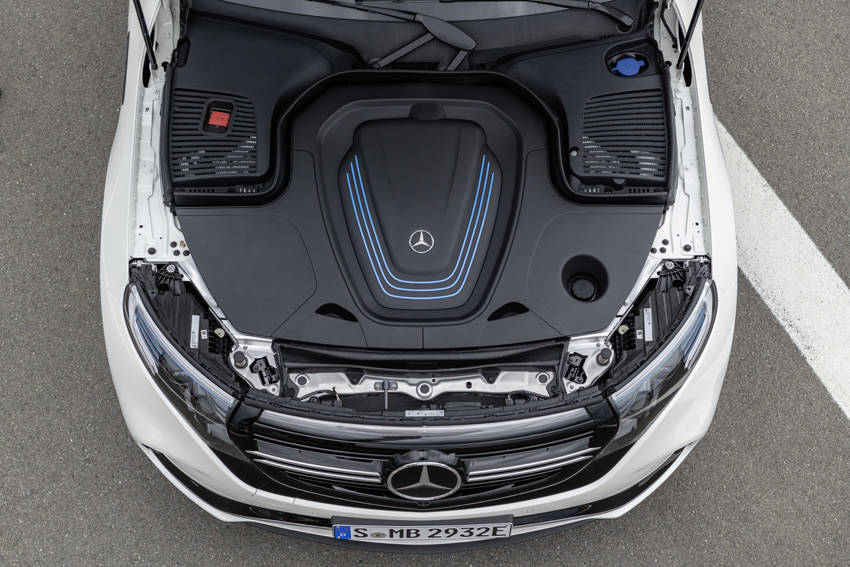 メルセデス・ベンツ 電気自動車 EQC 400 4MATIC