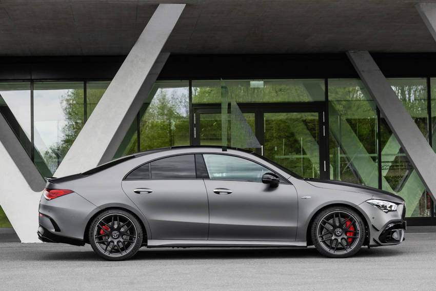 メルセデスAMG CLA45 4MATIC＋